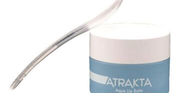 Atrakta Aqua Lip Balm-ماكرو أتراكتا أكوا ليب بالم