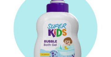 Superkids Bubble Bath 300 ml – gentle tear-free bubble bath for kids سوبركيدز بابل باث 300 مل – جل استحمام لطيف وخالٍ من الدموع للأطفال