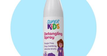 Superkids Detangling Hair Spray – Gentle kids’ hair detangler spray 120 ml سوبركيدز سبراي لفك تشابك الشعر – بخاخ لطيف لتنعيم وتمشيط شعر الأطفال 120 مل