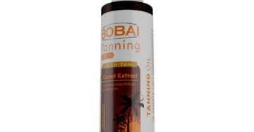 بوباى زيت تانينج – 220 مل، زيت لتسمير البشرة يمنح لون برونزي طبيعي مع ترطيب ولمعان. Bobai Tanning Oil – 220ml, tanning oil for natural bronze skin with hydration and glow.