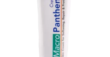 ماكرو بانثينول كريم – 50 جم، كريم مرطب ومجدد للبشرة الجافة والدهنية. Macro Panthenol Cream – 50gm, moisturizing and soothing cream for dry and oily skin.