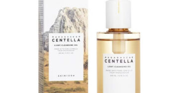 Madagascar Centella Light Cleansing Oil 200ml – Gentle Cleansing Oil with Centella Extract-Madagascar Centella Light Cleansing Oil 200ml – زيت تنظيف خفيف بمستخلص سنتيلا